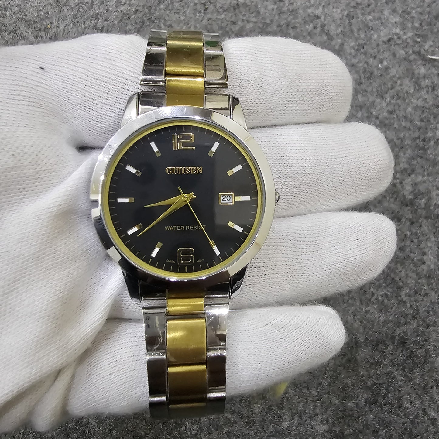 Citizen Premium Watch - Bold Style, Relible Precision